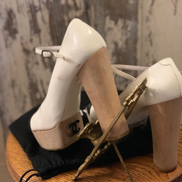 Chanel peep toe platforms sz 41 - Picture 6 of 16